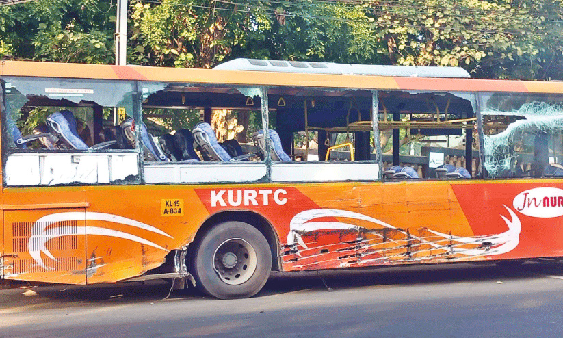KSRTC low floor bus