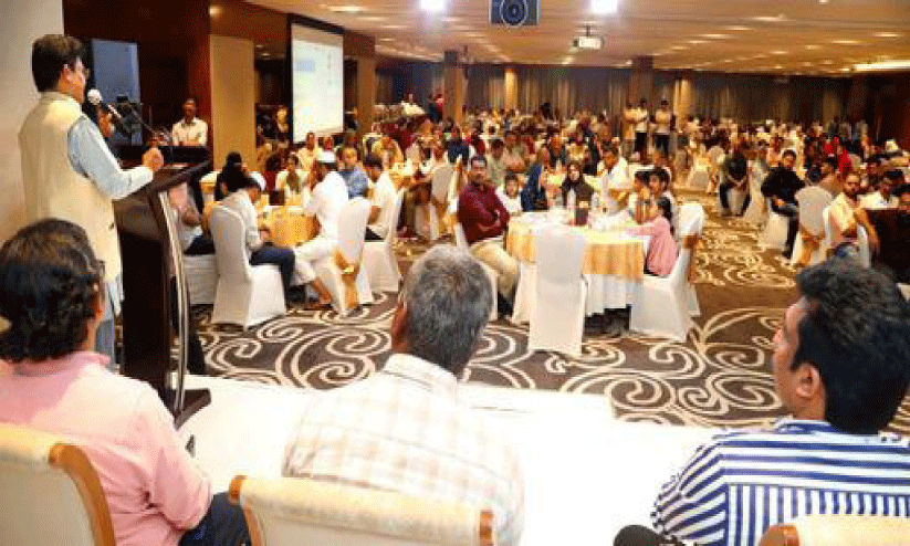 ആലുവ റസിഡന്റ്സ് ഓവര്സീസ് മലയാളി അസോസിയേഷന് ഇഫ്താര് സംഗമം സംഘടിപ്പിച്ചു ആലുവ റസിഡന്റ്സ് ഓവര്സീസ് മലയാളി അസോസിയേഷന് ഇഫ്താര് സംഗമം സംഘടിപ്പിച്ചു