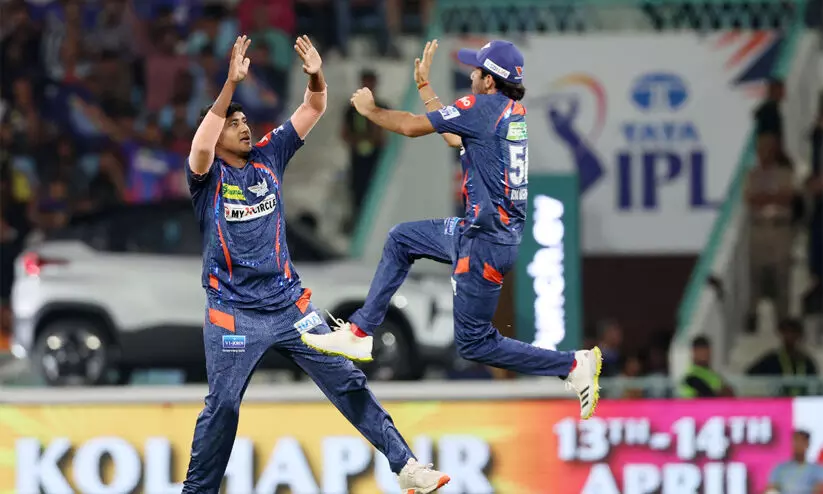 തോറ്റമ്പി ഗുജറാത്ത്; ലഖ്നൗക്ക് 33 റൺസ് ജയം, യഷ് താക്കൂറിന് അഞ്ച് വിക്കറ്റ് തോറ്റമ്പി ഗുജറാത്ത്; ലഖ്നൗക്ക് 33 റൺസ് ജയം, യഷ് താക്കൂറിന് അഞ്ച് വിക്കറ്റ്