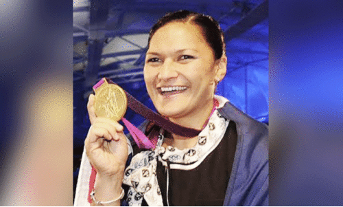 വ​ലേ​രി ആ​ഡം​സ് ടി.​സി.​എ​സ് വേ​ൾ​ഡ് 10 കെ ബ്രാ​ൻ​ഡ് അം​ബാ​സ​ഡ​ർ