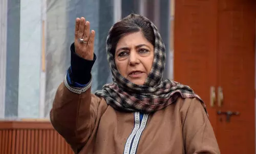Mehbooba Mufti strongly criticized the closure of Jamia Masjid in Srinagar
