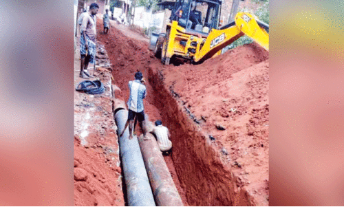 പ​ള്ളി​മു​ക്ക് എ​ന്ന പ്ലം​ബ​ര്‍മാ​രു​ടെ ഗ്രാ​മം