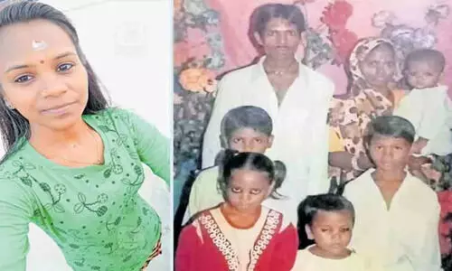 കളിക്കിടെ അറിയാതെ ട്രെയിനില് കയറി; 20 വര്ഷത്തിനുശേഷം വീട്ടുകാരെ കാണാന് പൂനം കളിക്കിടെ അറിയാതെ ട്രെയിനില് കയറി; 20 വര്ഷത്തിനുശേഷം വീട്ടുകാരെ കാണാന് പൂനം