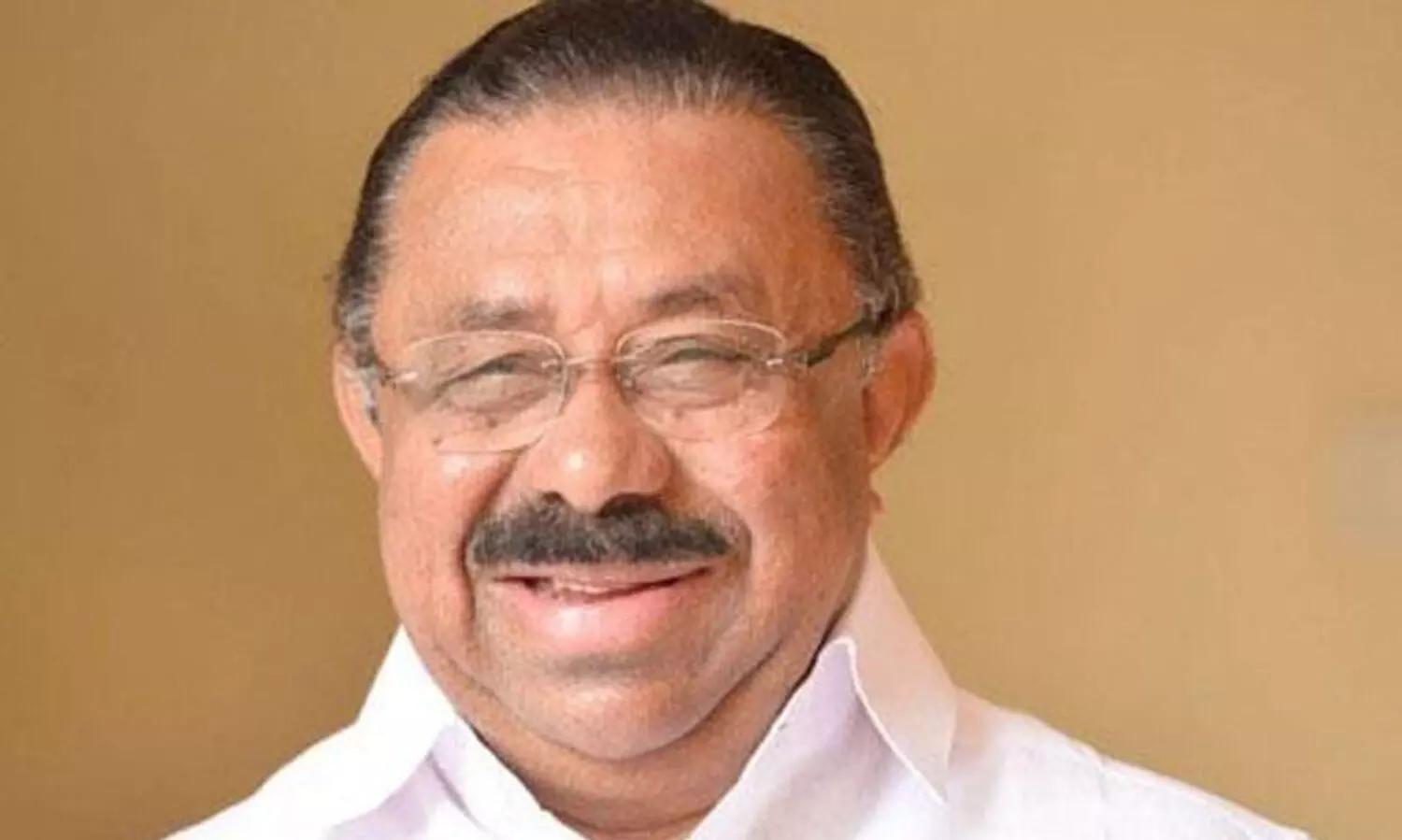 ക്ഷേമപെന്‍ഷന്‍ 8000 നൽകാനുള്ളപ്പോഴാണ് 3200 കൊണ്ടാടുന്നതെന്ന് എം.എം. ഹസൻ