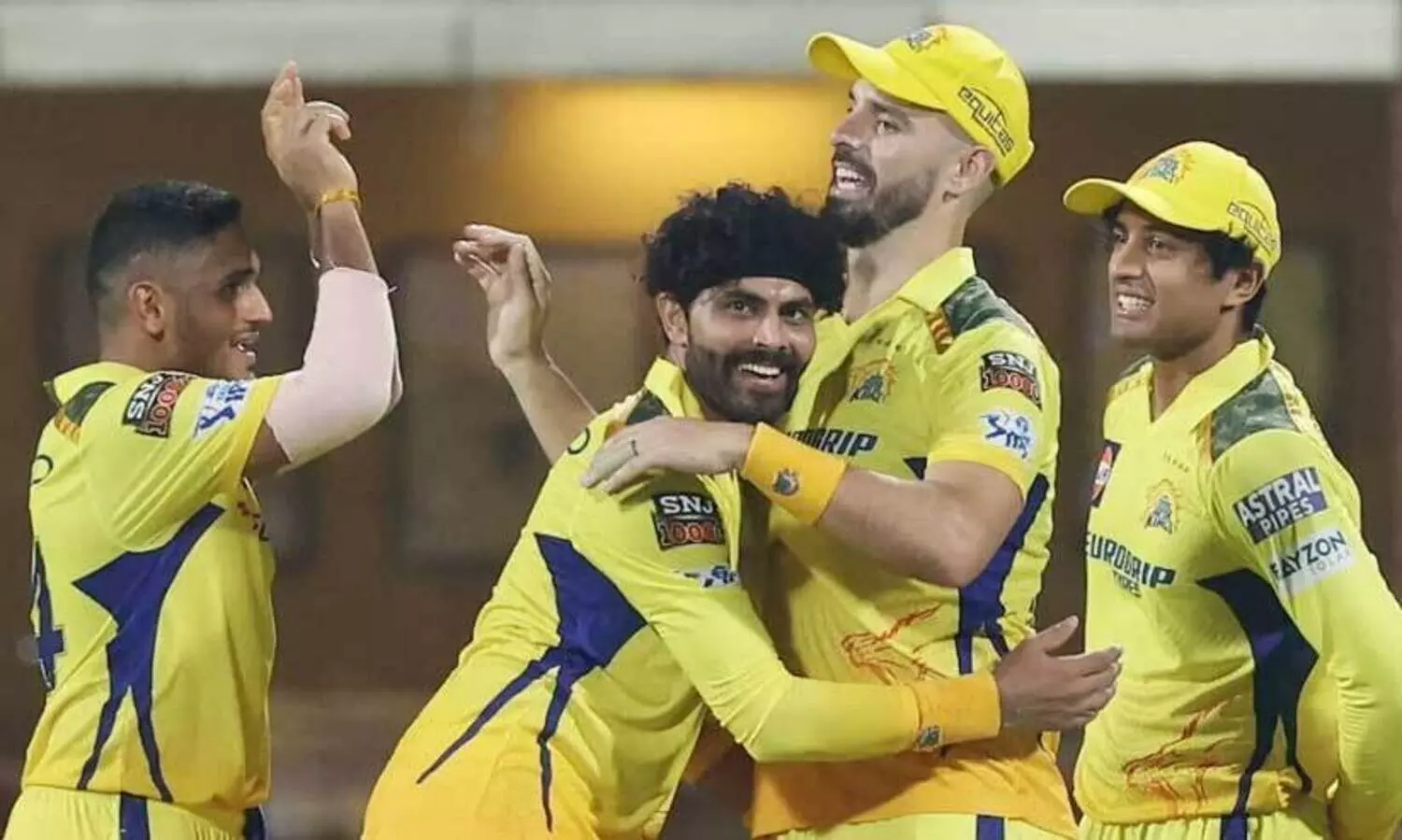 എറിഞ്ഞൊതുക്കി ജദേജയും ദേശ്പാണ്ഡെയും; ചെന്നൈക്ക് മുമ്പിൽ ബാറ്റിങ് മറന്ന് കൊൽക്കത്ത