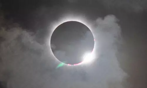 solar eclipse 87909879