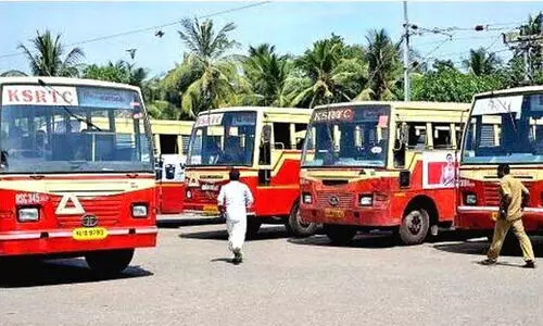 പുനലൂരിലെ അസിസ്റ്റൻറ് ട്രാൻസ്പോർട്ട് ഓഫീസറെ സർവീസിൽ നിന്നും സസ്പെൻഡ് ചെയ്തു