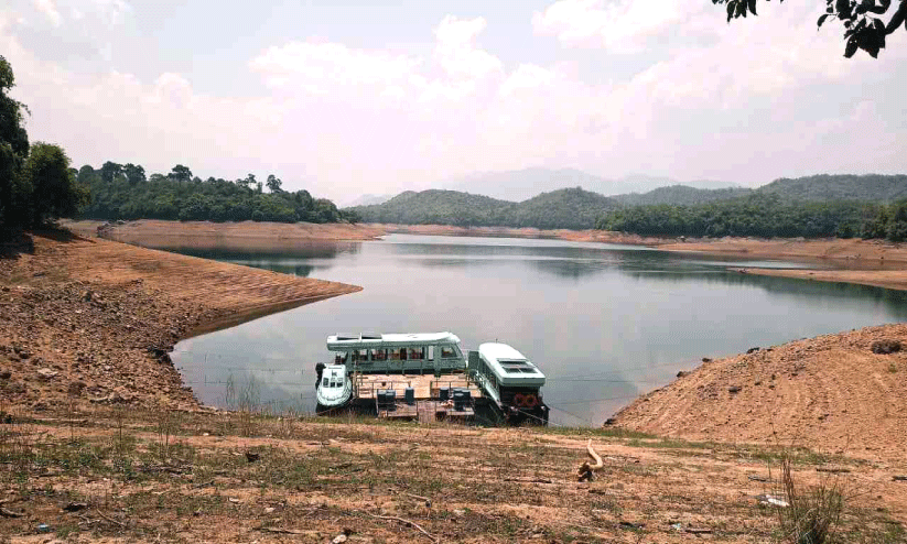 നാട്​ വറ്റി വരളുന്നു; കുടിവെള്ളം കിട്ടാക്കനി