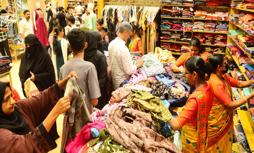 പെരുന്നാൾ, വിഷു തിരക്കിൽ കണ്ണൂർ പെരുന്നാൾ, വിഷു തിരക്കിൽ കണ്ണൂർ