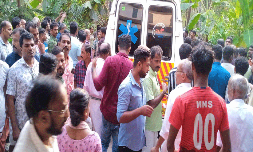 മൂന്നുപേരുടെ മരണം:വിറങ്ങലിച്ച് ചെമ്പ്രകാനം ഗ്രാമം