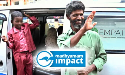 ആ ബധിര കുടുംബത്തിന് ഇനി തെരുവിൽ കഴിയേണ്ട; ഇനിയവർ പീസ് വാലിയുടെ തണലിൽ