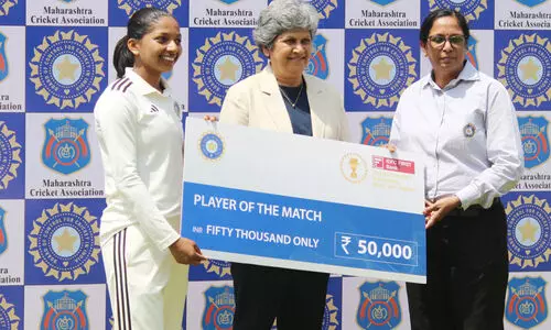 ആ​വേ​ശ​പ്പോ​രി​ൽ തോ​ൽ​വി ഏ​റ്റു​വാ​ങ്ങി മി​ന്നു സം​ഘം; ദ​ക്ഷി​ണ മേ​ഖ​ല​യെ ഒ​രു വി​ക്ക​റ്റി​ന് തോ​ൽ​പി​ച്ച് പൂ​ർ​വ മേ​ഖ​ല​ക്ക് കി​രീ​ടം