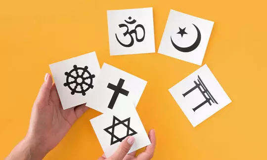 ഭൂരിഭാഗം ഇന്ത്യക്കാരും വിശ്വസിക്കുന്നത് ബഹുസ്വരതയിൽ -സർവേ ഭൂരിഭാഗം ഇന്ത്യക്കാരും വിശ്വസിക്കുന്നത് ബഹുസ്വരതയിൽ -സർവേ