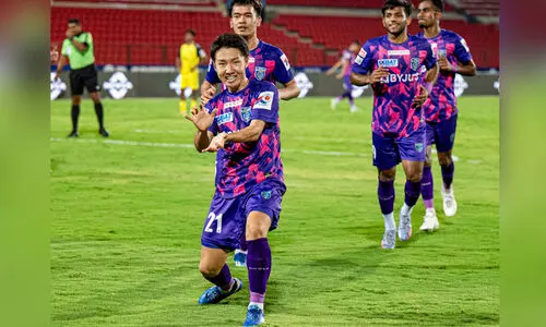 ലീഗ് റൗണ്ട് ജയത്തോടെ അവസാനിപ്പിച്ച് ബ്ലാസ്റ്റേഴ്സ്; ഹൈദരാബാദിനെ വീഴ്ത്തിയത് 3-1ന്