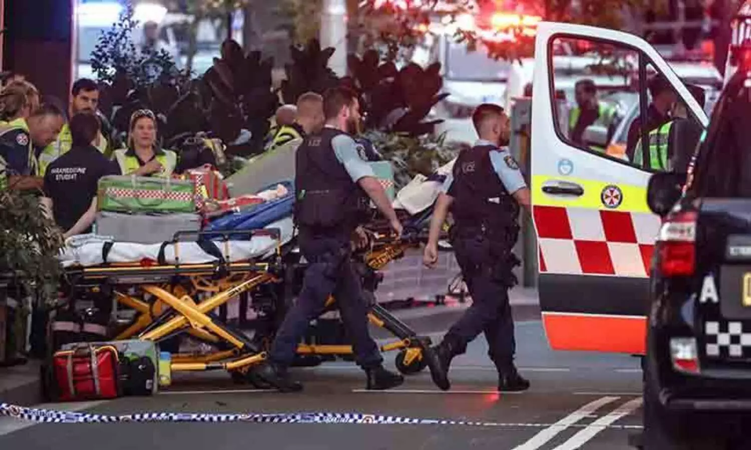 സിഡ്നിയിലെ ഷോപ്പിങ് മാളിൽ കത്തിയാക്രമണം; അഞ്ചുപേർ കൊല്ലപ്പെട്ടു