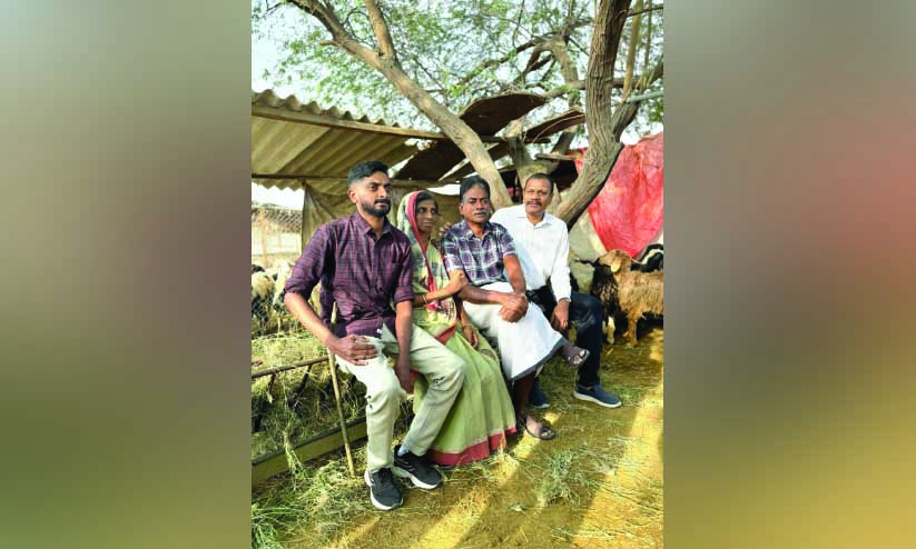 മ​സ്റ​യി​ലെ ഓ​ർ​മ​ക​ളി​ൽ ക​ണ്ണു​നി​റ​ഞ്ഞ്​ ന​ജീ​ബ്