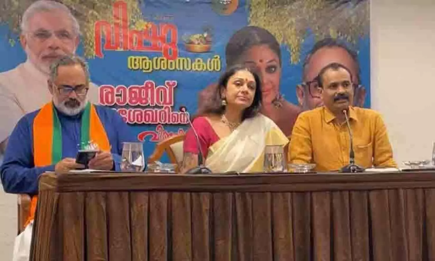 രാജീവ് ച​ന്ദ്രശേഖറിന് വോട്ട് തേടി ശോഭന തിരുവനന്തപുരത്ത്