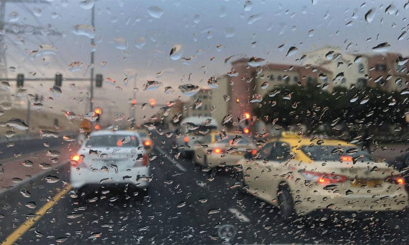 Rain in various places including Dubai