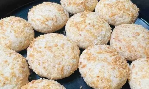 Coconut biscuits, കോ​ക്ക​ന​റ്റ്‌ ബി​സ്ക​റ്റ്