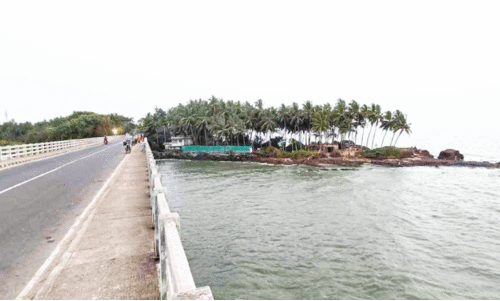 During holidays and public holidays; Police security at Kadalundi kadav