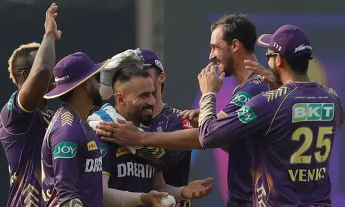 ലഖ്നോ ബാറ്റർമാരെ പിടിച്ചുകെട്ടി കൊൽക്കത്ത; 162 റൺസ് വിജയലക്ഷ്യം