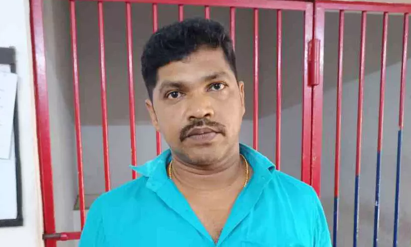 ലോട്ടറി ചൂതാട്ടം നടത്തിയ കേസിൽ പ്രതി അറസ്റ്റില് ലോട്ടറി ചൂതാട്ടം നടത്തിയ കേസിൽ പ്രതി അറസ്റ്റില്