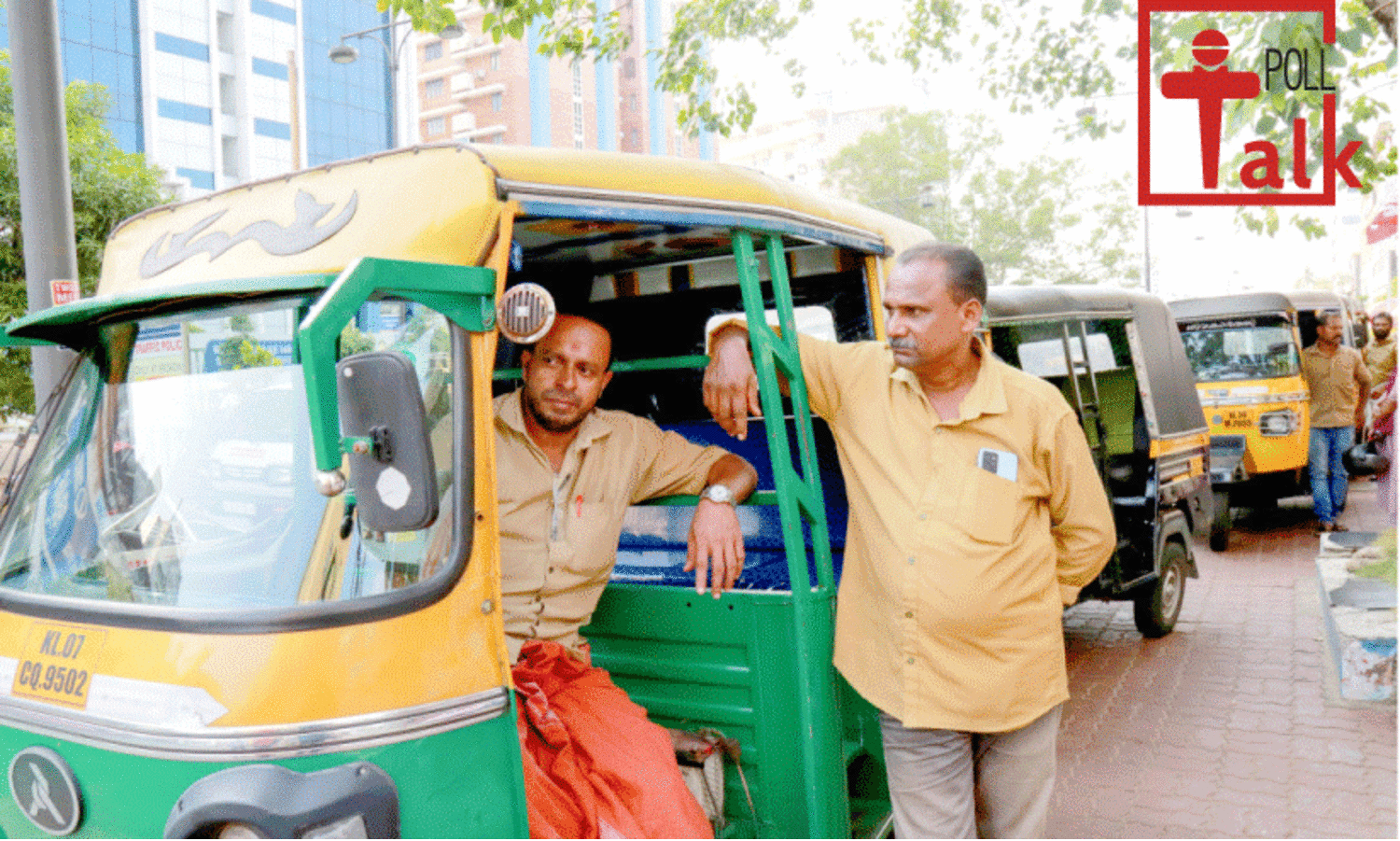 ഓട്ടോയിൽ കയറിയൊരു വോട്ടോട്ടം...