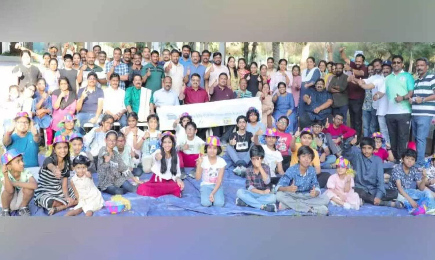 alappuzha district expatiate association on picnic