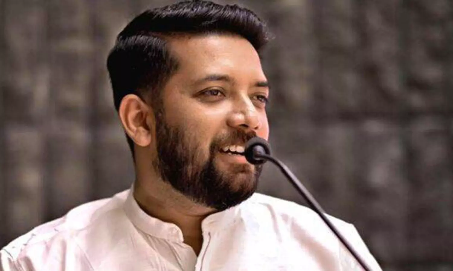 വടകരയിൽ കള്ളവോട്ട് തടയാൻ നടപടി വേണമെന്ന് ഷാഫി പറമ്പിൽ