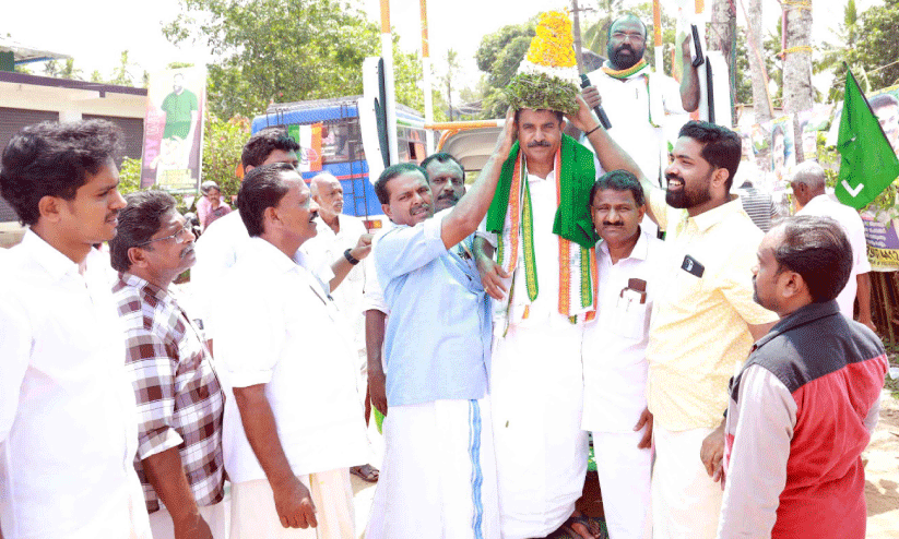 അടൂർ പ്രകാശ് അടൂർ പ്രകാശ്