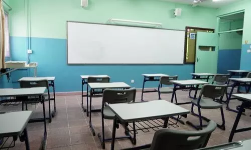 schools closed in Oman