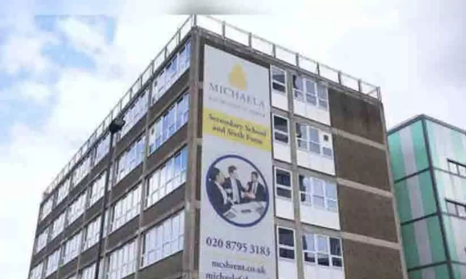 യു.കെ സ്കൂളിൽ മുസ്‍ലിം വിദ്യാർഥികൾക്ക് പ്രാർഥന വിലക്ക്; സ്കൂളിന് അനുകൂലമായി കോടതി വിധി