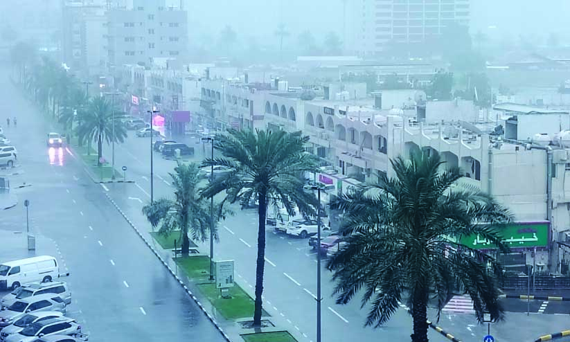 ഇ​തെ​ന്ത്​ മ​ഴ! മ​ല​യാ​ളി​ക​ൾ​ക്കും ആ​ശ്ച​ര്യം