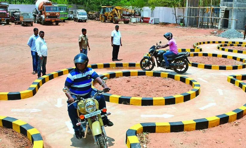 ഡ്രൈവിങ് ടെസ്റ്റിൽ അടിമുടി വീഴ്ചയെന്ന് സി.എ.ജി