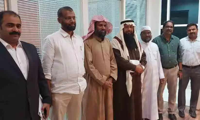 റഹീമിന് തണലേകാൻ അഷ്റഫ് വെയിൽ കൊണ്ടത് 17 വർഷം