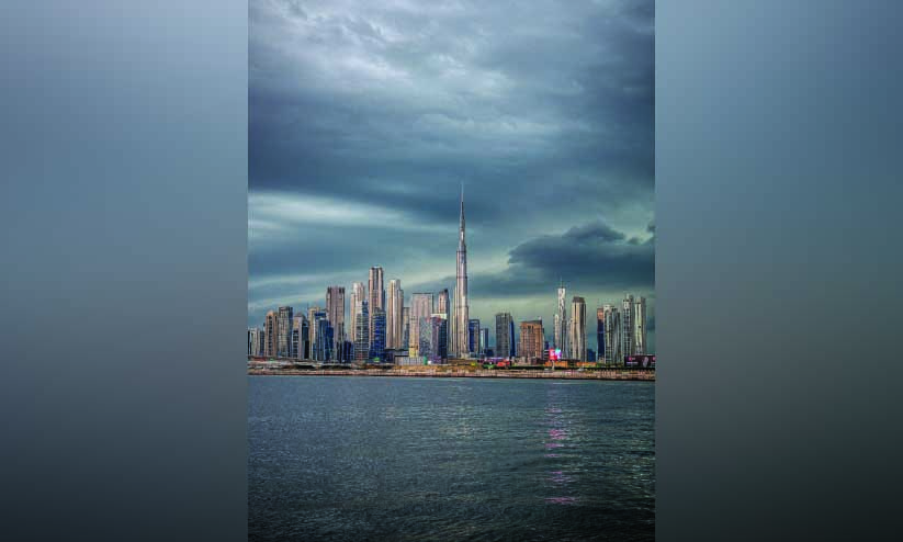 തി​മി​ർ​ത്ത്​ മ​ഴ; രാ​ജ്യ​മെ​ങ്ങും വെ​ള്ള​ക്കെ​ട്ട്​