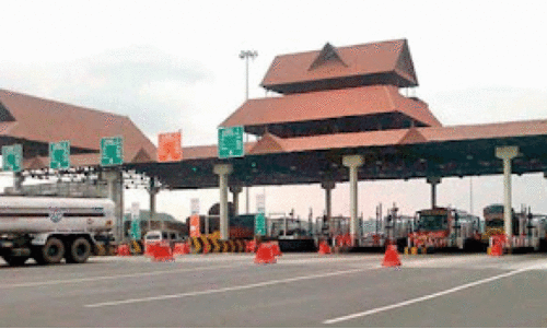 paliyekkara toll plaza