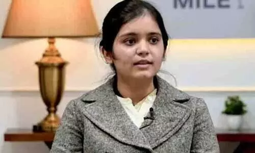 സിവിൽ സർവീസ് പരീക്ഷക്കായി ജോലിയുപേക്ഷിച്ചു; കളിയാക്കിയവർക്ക് മുന്നിൽ വിജയത്തിളക്കവുമായി  വർദാഹ് ഖാൻ