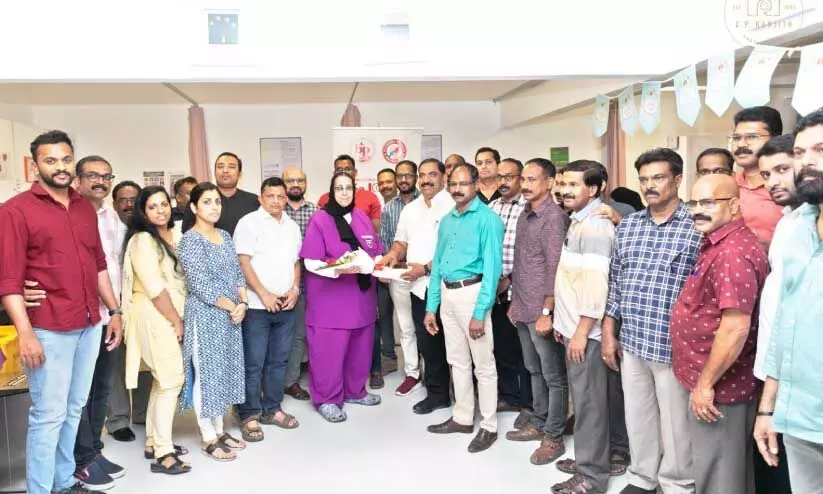 പ്രതിഭ മാരത്തൺ രക്തദാന ക്യാമ്പ് സമാപിച്ചു പ്രതിഭ മാരത്തൺ രക്തദാന ക്യാമ്പ് സമാപിച്ചു