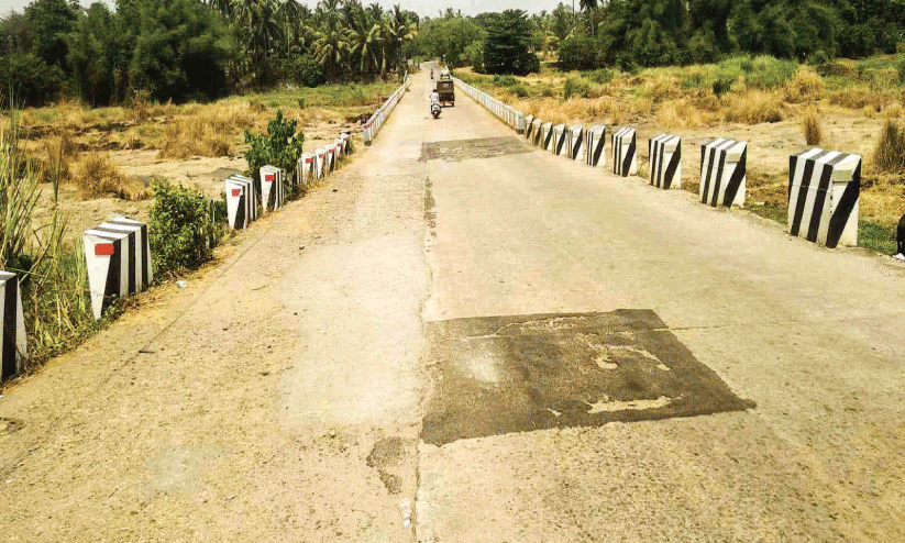പ​റ​ളി-ഓ​ട​നൂ​ർ പ​തി​പ്പാ​ലം; തെ​ര​ഞ്ഞെ​ടു​പ്പ് വാ​ഗ്ദാ​ന​ങ്ങ​ൾ​ക്ക് 10 വ​യ​സ്സ്