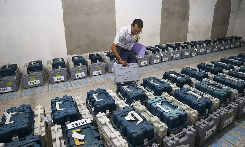 ഇ.വി.എമ്മുകളുടെ പ്രവർത്തനത്തിൽ ജനത്തിന് ആശങ്കയുണ്ടെങ്കിൽ പരിഹരിക്കണം -തെരഞ്ഞെടുപ്പ് കമീഷനോട് സുപ്രീം കോടതി