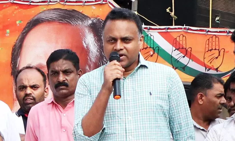 ഇത് ഇന്ത്യൻ ഭരണഘടന സംരക്ഷിക്കാനുള്ള പോരാട്ടം -അഡ്വ. ഹാരിസ് ബീരാൻ ഇത് ഇന്ത്യൻ ഭരണഘടന സംരക്ഷിക്കാനുള്ള പോരാട്ടം -അഡ്വ. ഹാരിസ് ബീരാൻ