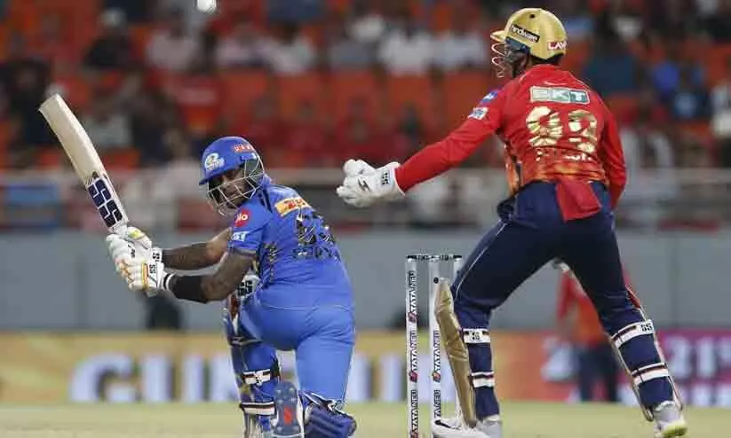 സൂര്യക്ക് അർധശതകം, ഹർഷലിന് മൂന്ന് വിക്കറ്റ്; മുംബൈക്കെതിരെ പഞ്ചാബിന് ജയിക്കാൻ 193 റൺസ്