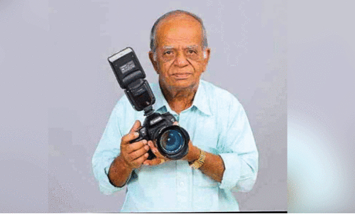 വിടവാങ്ങിയ മണിയേട്ടൻ ഫ്ലാഷടിച്ചത് ആറുപതിറ്റാണ്ട് വിടവാങ്ങിയ മണിയേട്ടൻ ഫ്ലാഷടിച്ചത് ആറുപതിറ്റാണ്ട്