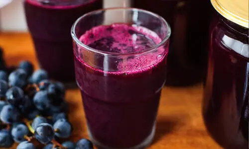 മുന്തിരി ജ്യൂസ് കുടിച്ചവർക്ക് ദേഹാസ്വാസ്ഥ്യം; മൂന്നു പേർ ചികിത്സയിൽ