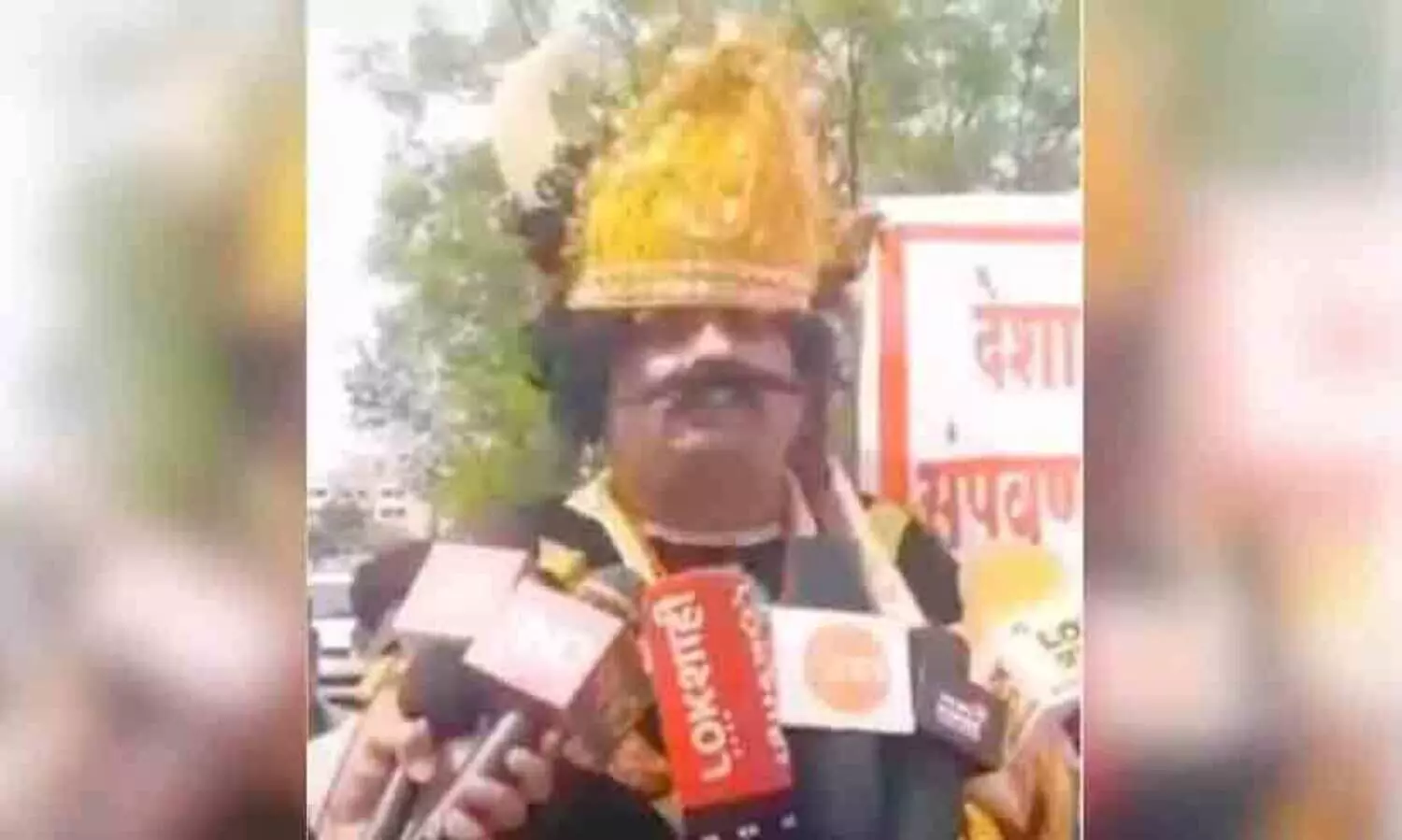 മഹാരാഷ്ട്രയിൽ സ്വതന്ത്രനായി മത്സരിക്കാൻ പത്രിക നൽകി യമരാജൻ