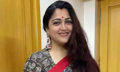 ‘വോട്ട് ഫോർ ഇൻഡ്യ’ എന്ന് ഖുശ്ബു; വിവാദമായപ്പോൾ ഇൻഡ്യ സഖ്യത്തിന് വോട്ട് ചോദിച്ചതല്ലെന്ന് വിശദീകരണം