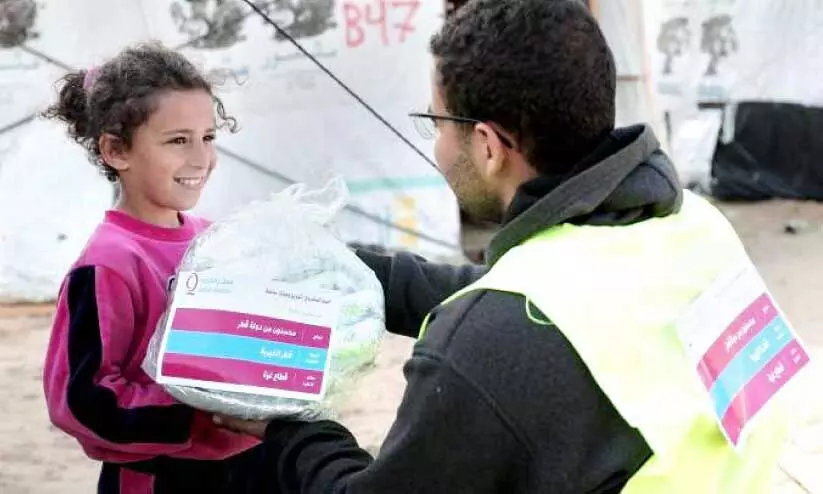 distributing food distributing food