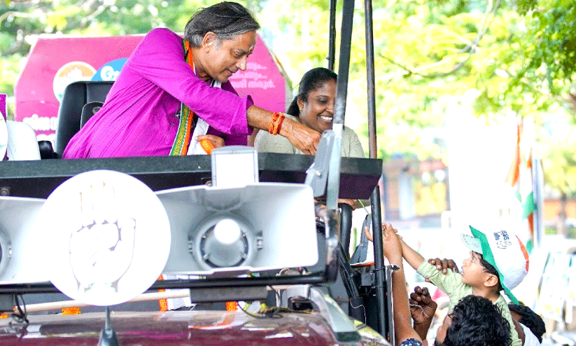 അവസാന ലാപ്പിൽ വോട്ടുറപ്പിക്കാൻ നെേട്ടാട്ടമോടി തിരുവനന്തപുരം മണ്ഡലം സ്ഥാനാർഥികൾ അവസാന ലാപ്പിൽ വോട്ടുറപ്പിക്കാൻ നെേട്ടാട്ടമോടി തിരുവനന്തപുരം മണ്ഡലം സ്ഥാനാർഥികൾ