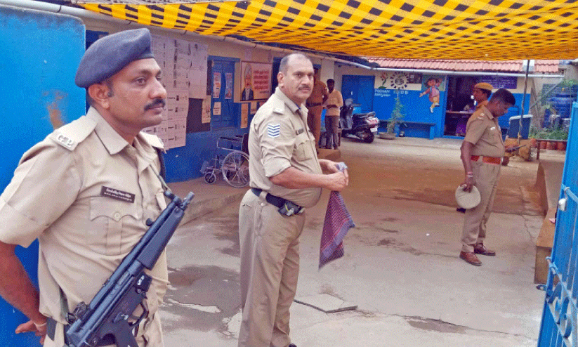 The security police could not dispel suspicion The security police could not dispel suspicion